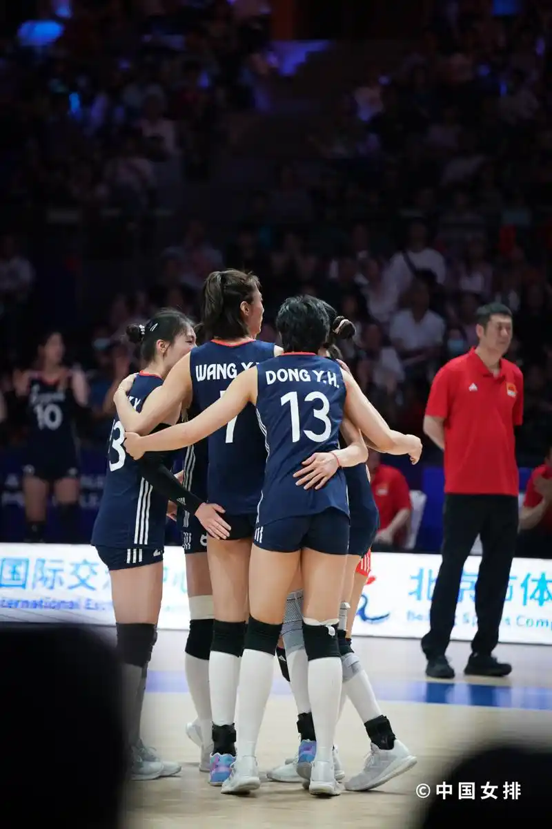 KPL排位赛惊现“女排式逆转”：五局苦战心态制胜，版本答案竟是“逆风翻盘”阵容？