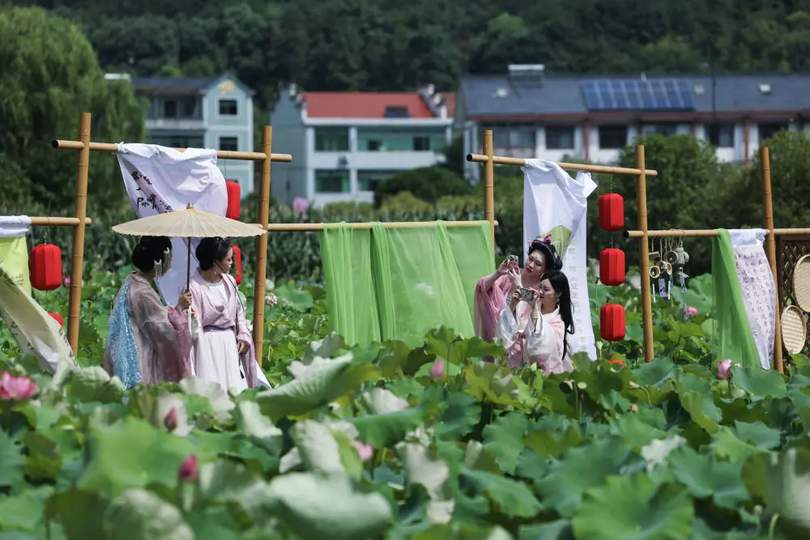 夏日电竞派对：多元业态引爆FPS新热潮